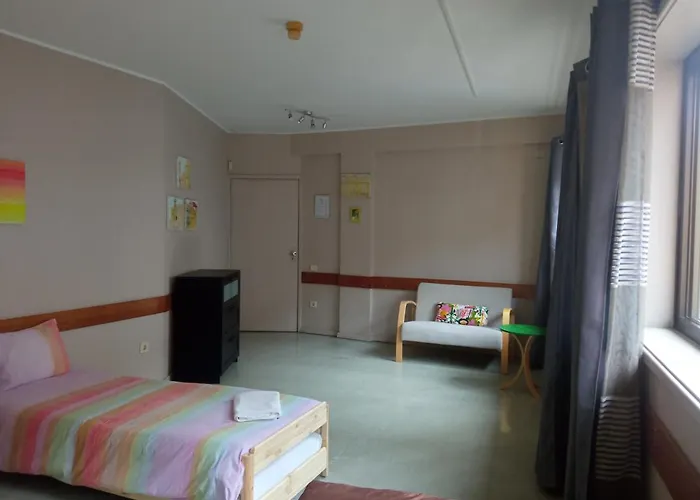 City Drops Batalhaprivate Guest house *