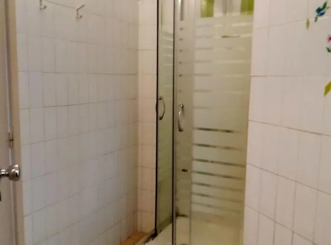 City Drops Batalhaprivate Guest house