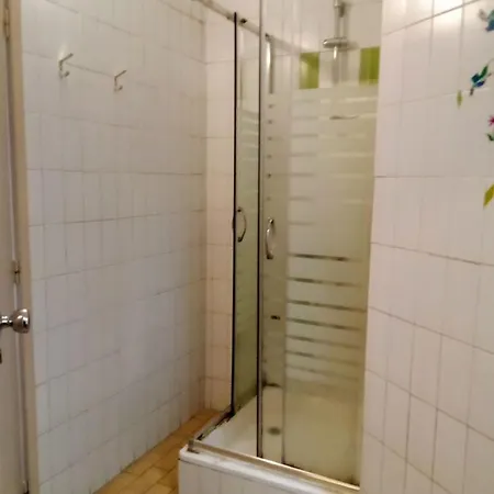 City Drops Batalhaprivate Guest house